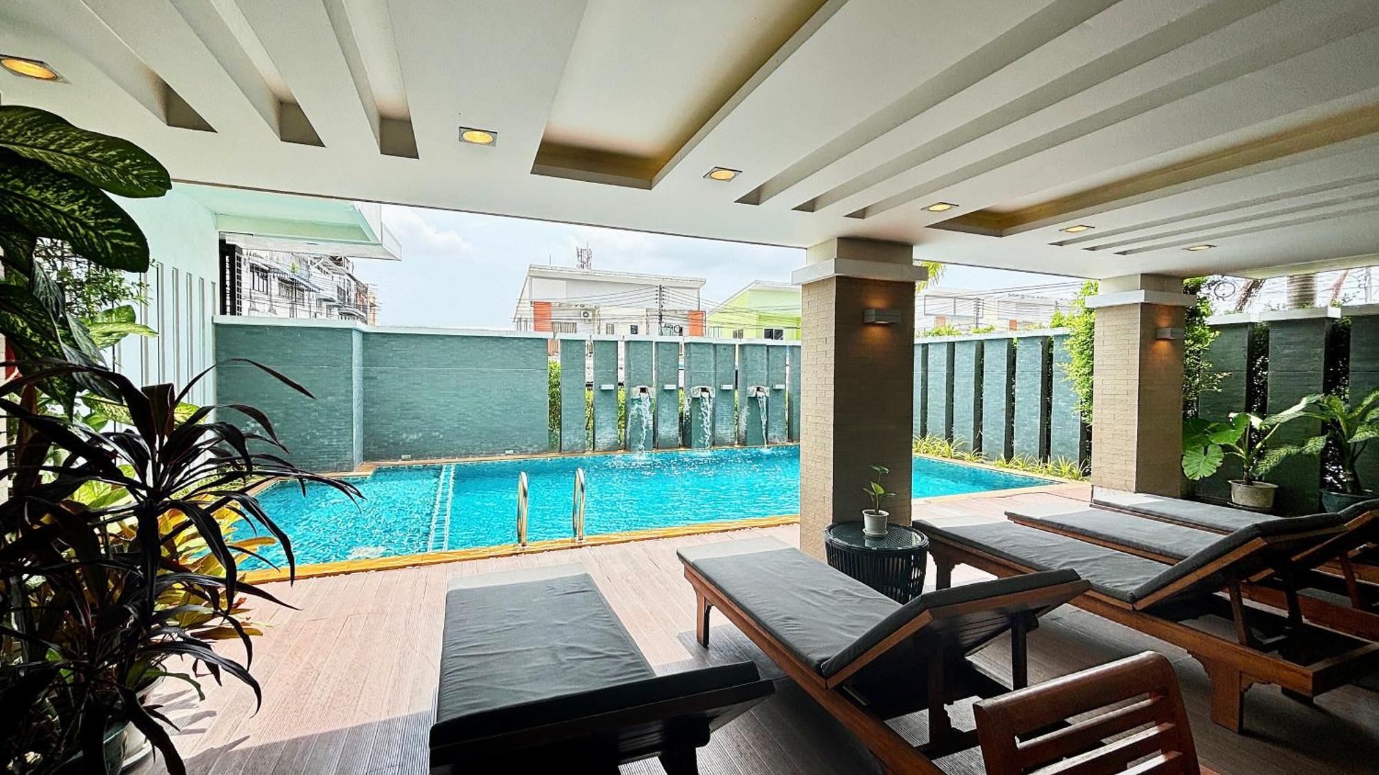 Ratana Hotel Rassada, Phuket Town- Sha Extra Plus Екстериор снимка