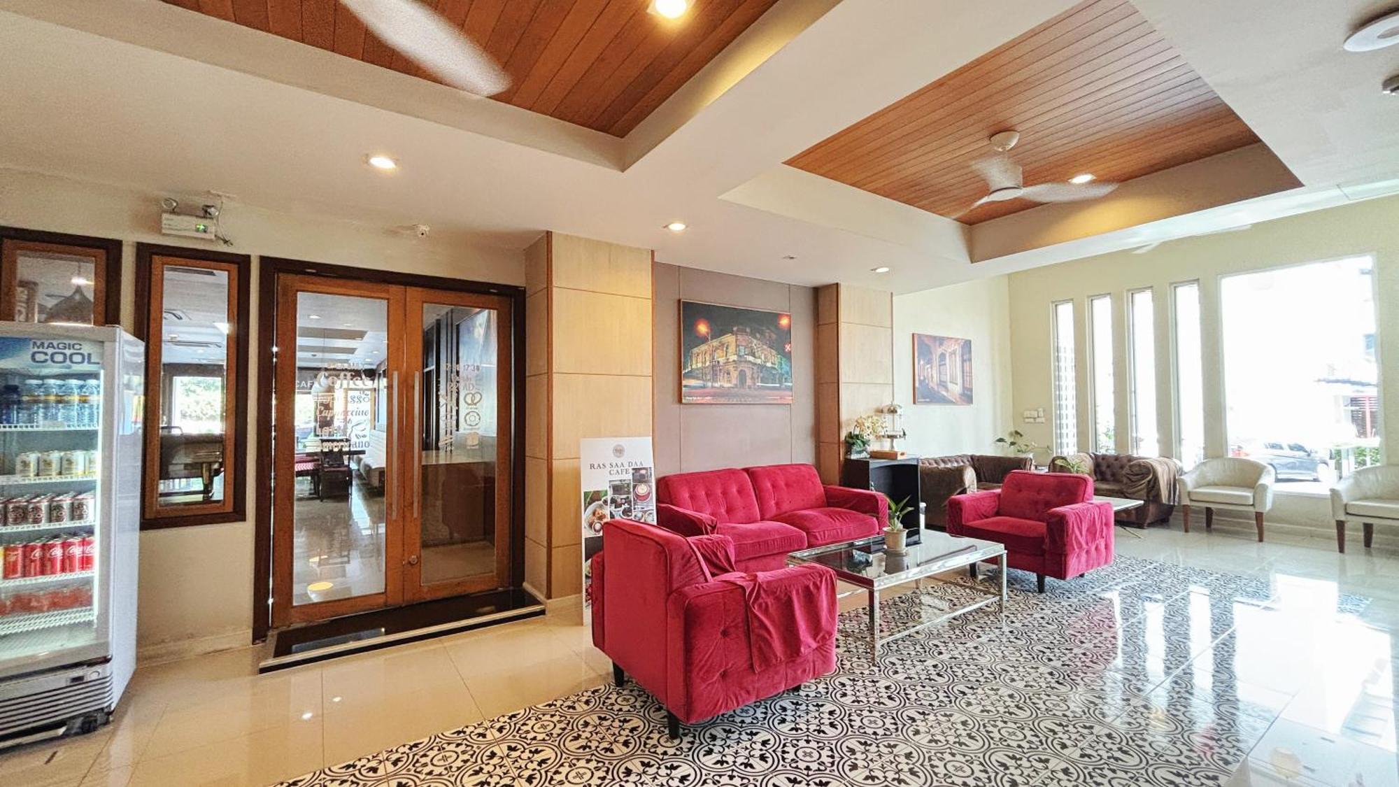 Ratana Hotel Rassada, Phuket Town- Sha Extra Plus Екстериор снимка